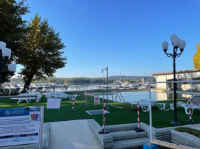 Happy Camp Mobile Homes in Lido di Sesto Camping Boats&Restaurant Sesto Calende
